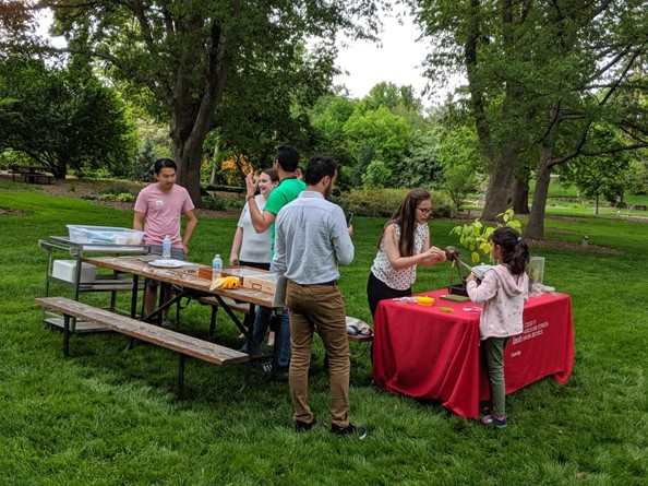 Outreach event in UNL Arboretum.